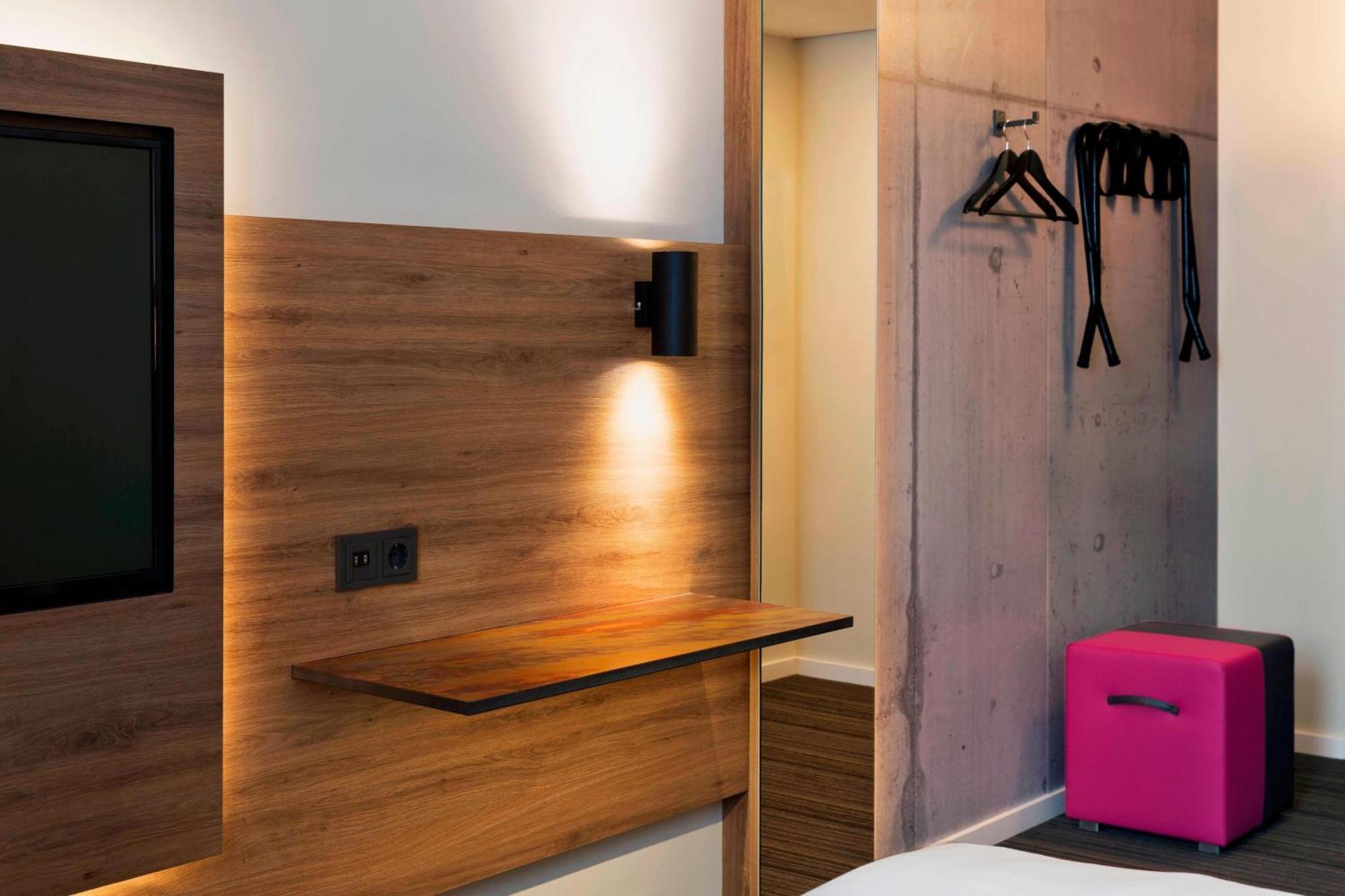 Moxy Stuttgart Airport/messe
