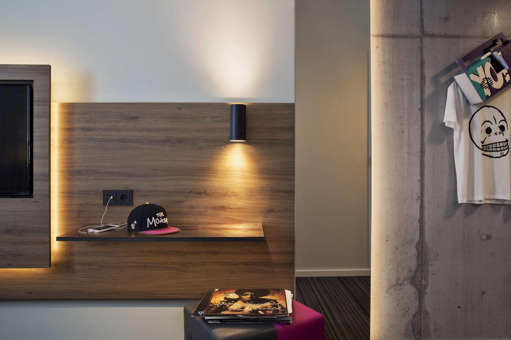 Moxy Stuttgart Airport/messe Hotel 3*
